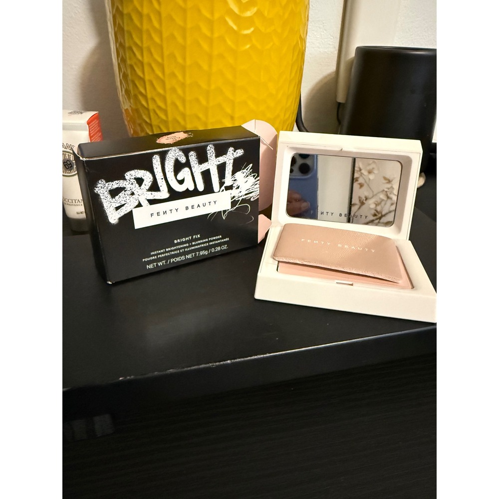 Fenty Beauty Bright Fix rose quartz New in box - Picture 2 of 2